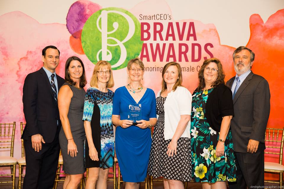 Marian Young Awarded 2016 SmartCEO Brava Award